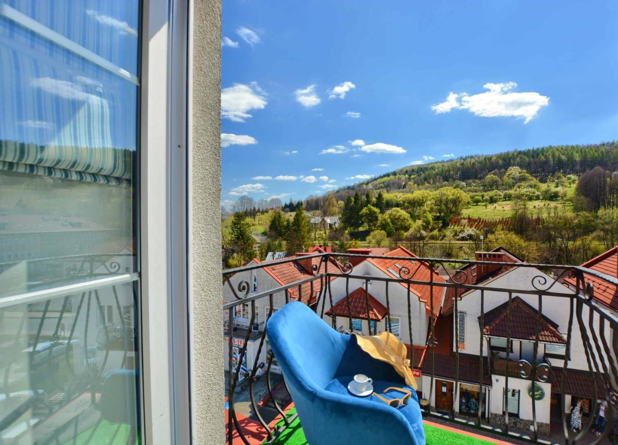 Apartament Beztroski Ustrzyki Dolne Exterior foto